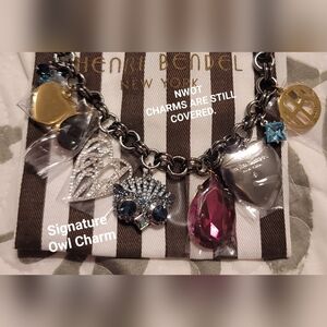 HENRI BENDEL charm bracelet NWOT features Owl charm